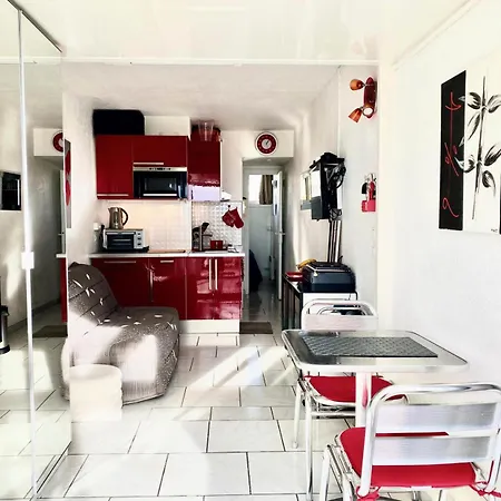 Port Nature - 2 Pieces Pour 4 Personnes 654 - Naturiste Agde